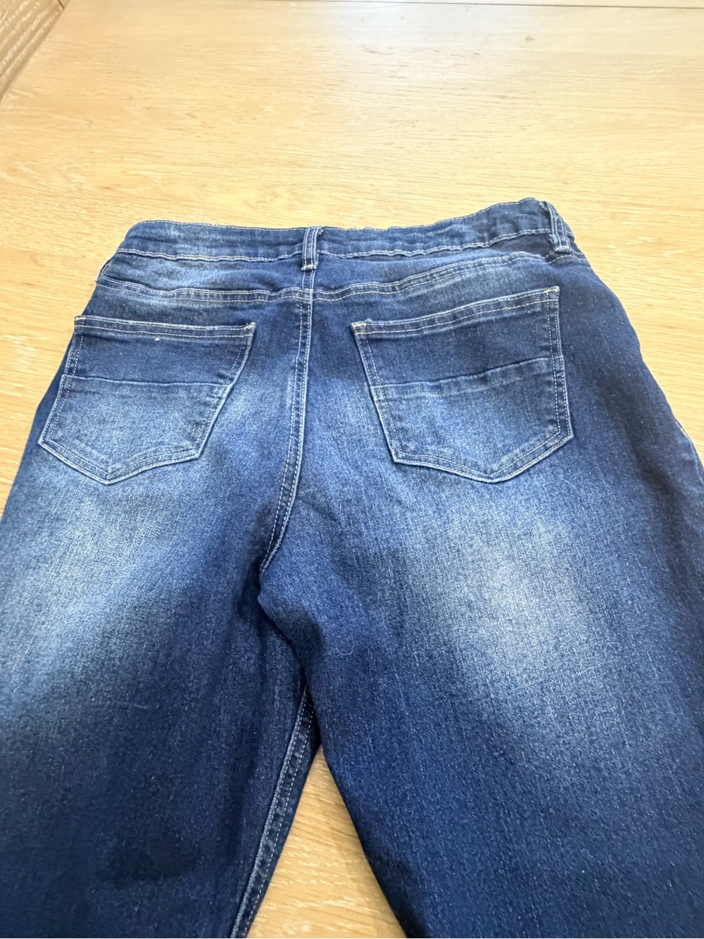 Women's High-Rise Skinny Jeans in Dark Blue Wash - Picture 7 of 7